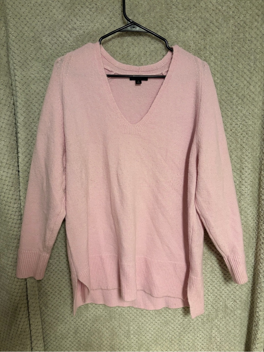 J. Crew Soft Pink V-Neck Pullover Sweater